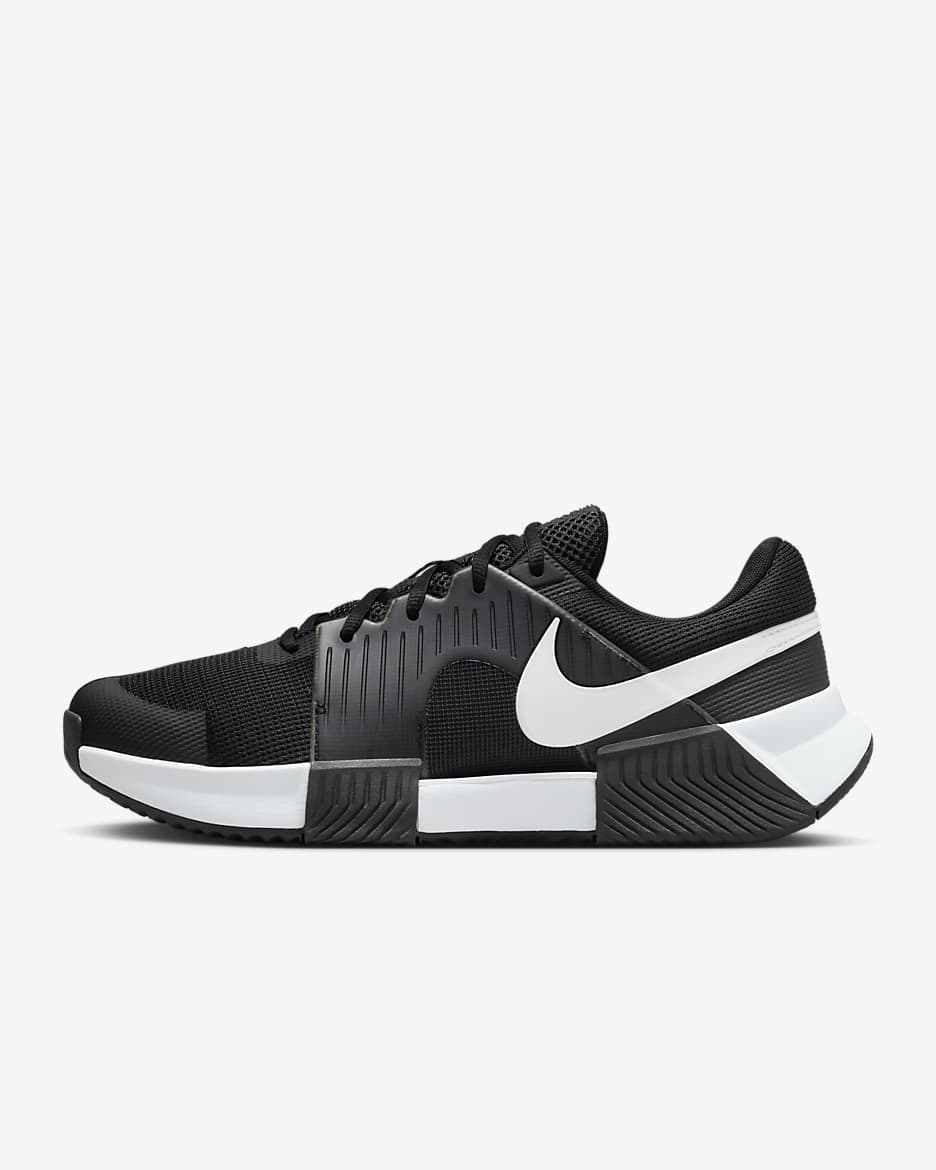 Black and white nike tennis shoes best sale